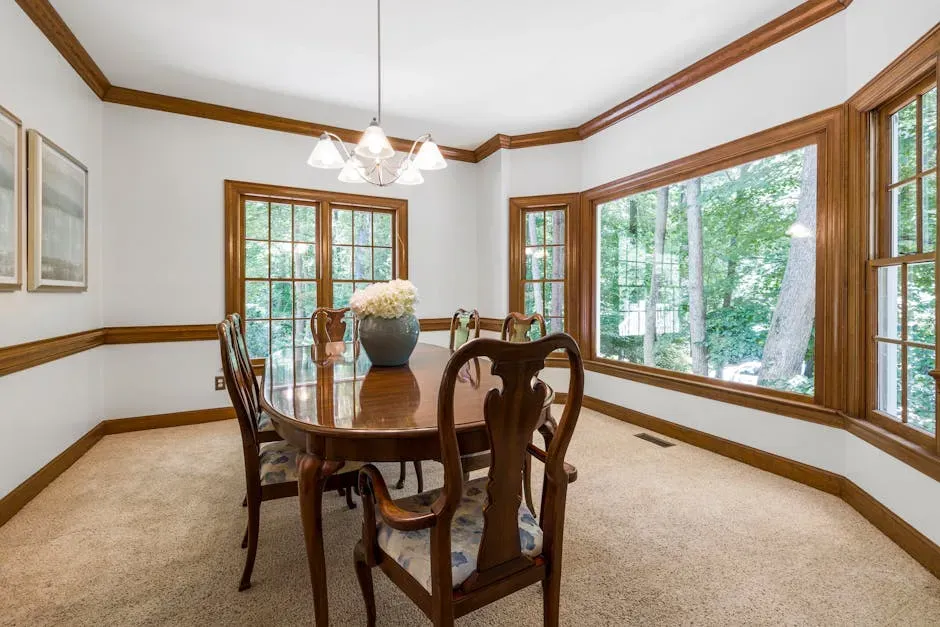 13. Distinctive Craftsmanship in Trim, Moldings, and Joinery (Image Credits: Pexels)