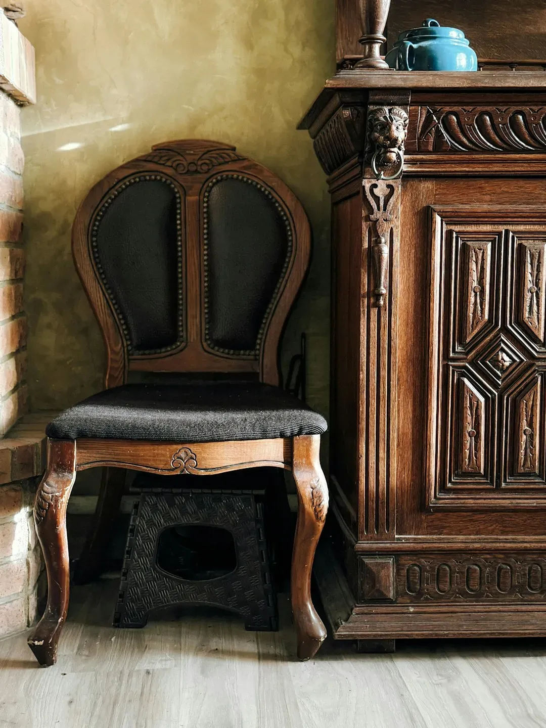 5. Furniture Pushed Against Every Wall (Image Credits: Unsplash)