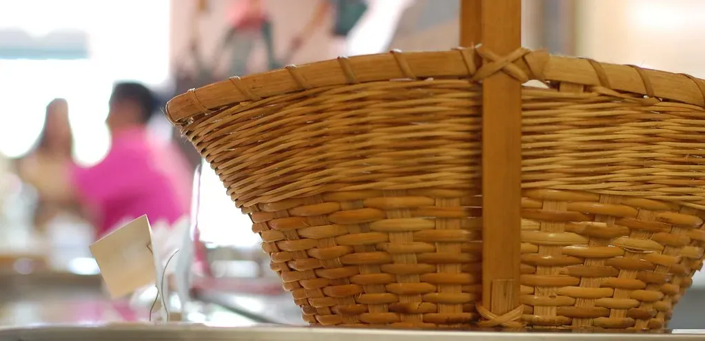 Keep a basket for loose ends (Donald Lee Pardue, Flickr, CC BY 2.0)