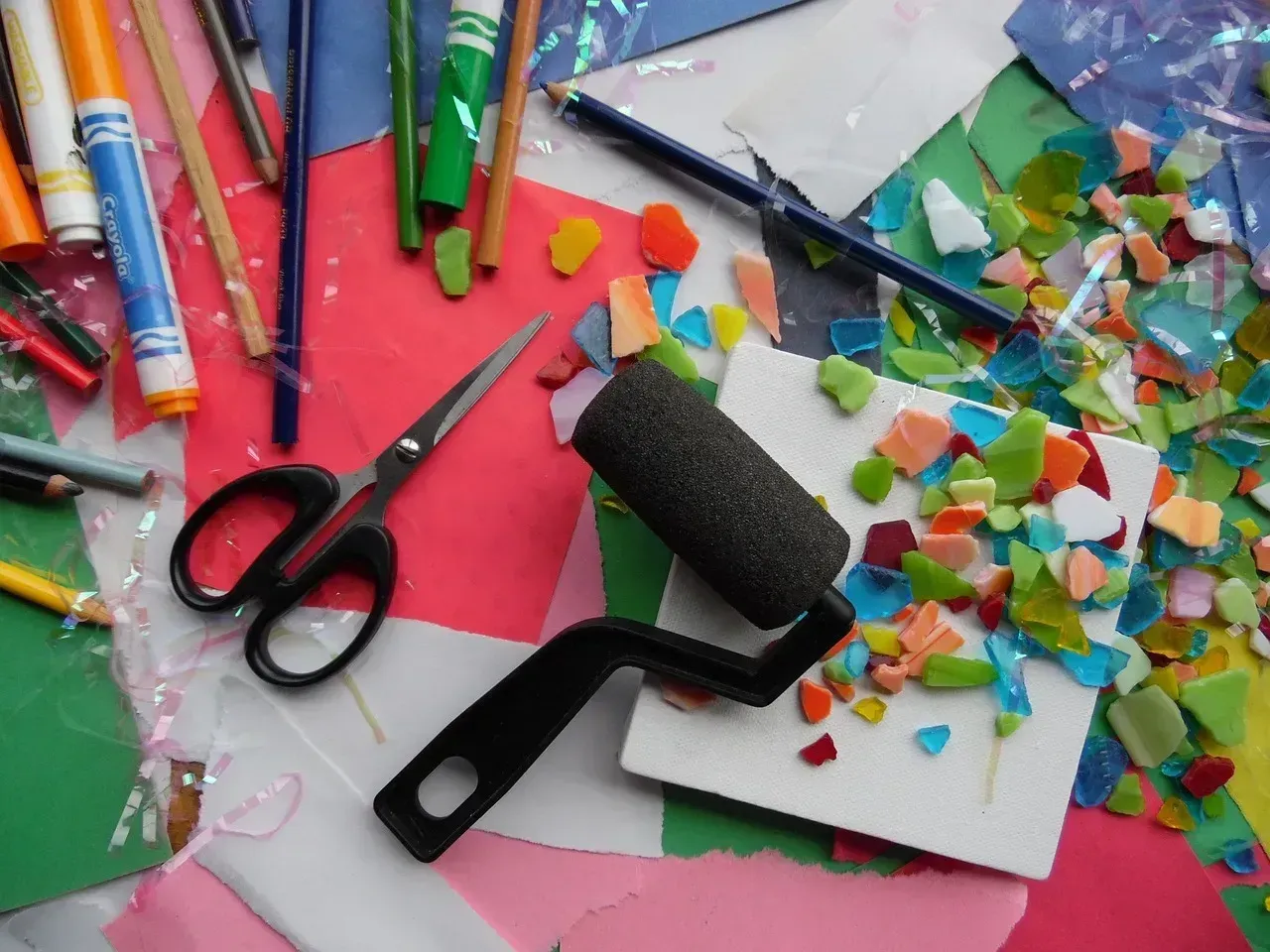 12. Broken or Never-Used Hobby Supplies (Image Credits: Pixabay)
