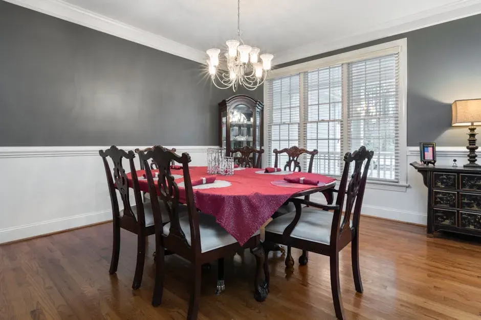 The Formal Dining Room (Image Credits: Pexels)