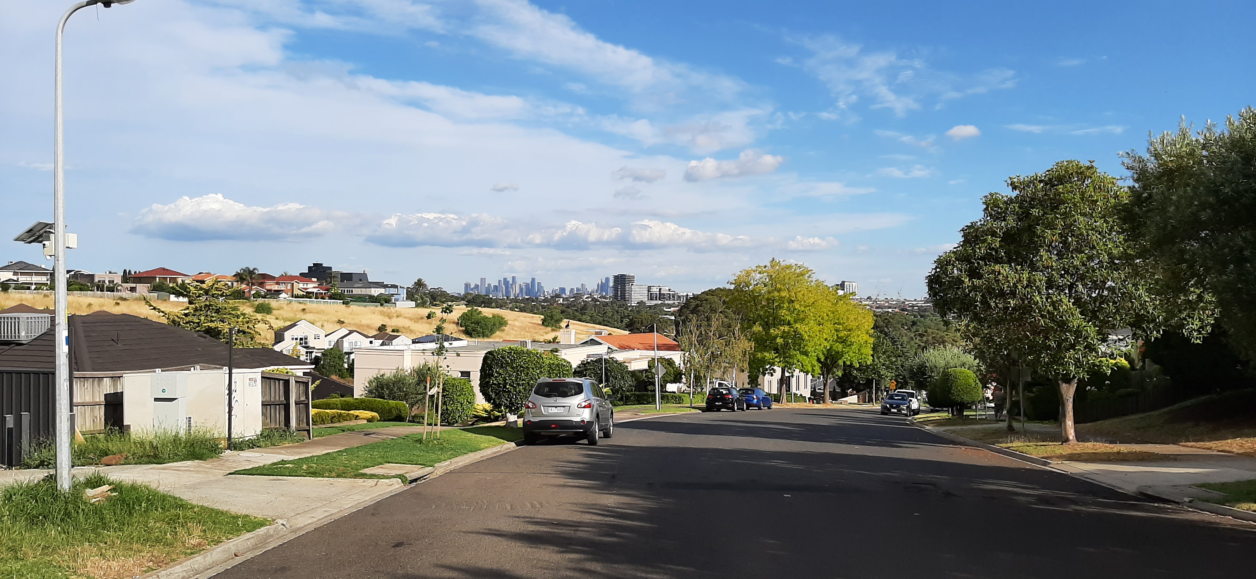 The Hidden Costs of Suburban Sprawl (image credits: wikimedia)