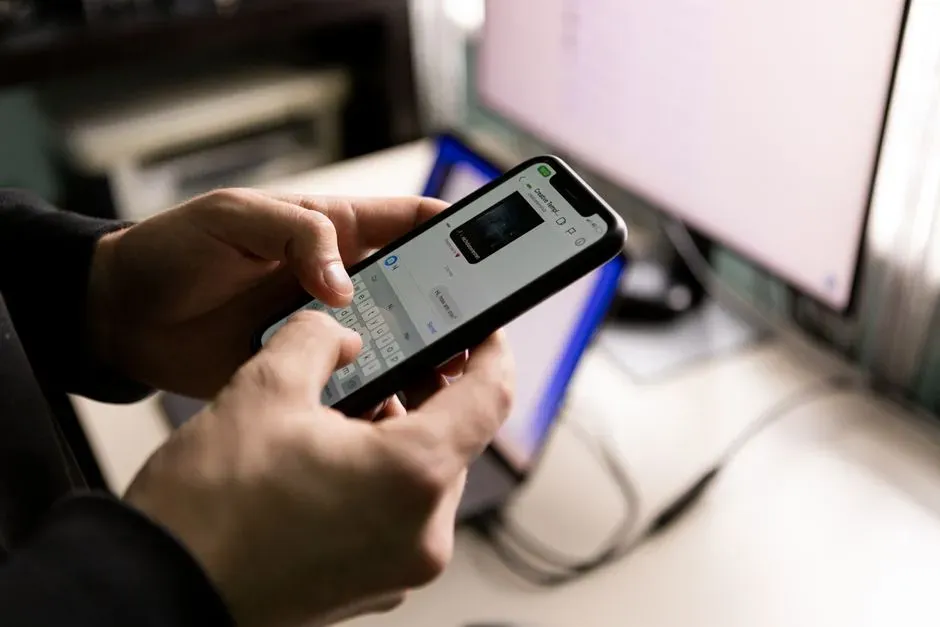 Switching phones no longer means losing your chats (Image Credits: Pexels)