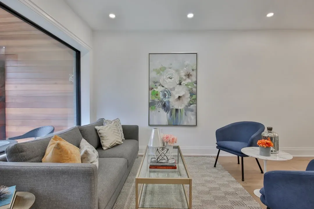 4. Comfortable, well-placed seating for conversation (Image Credits: Unsplash)