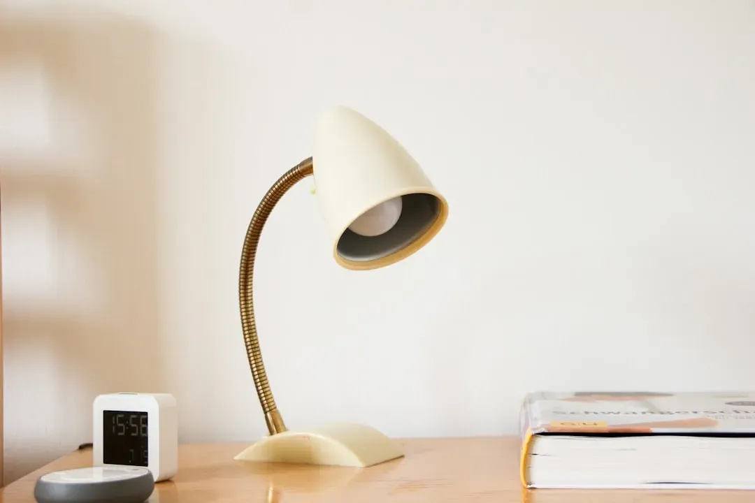 Lighting that actually works for reading (Image Credits: Unsplash)
