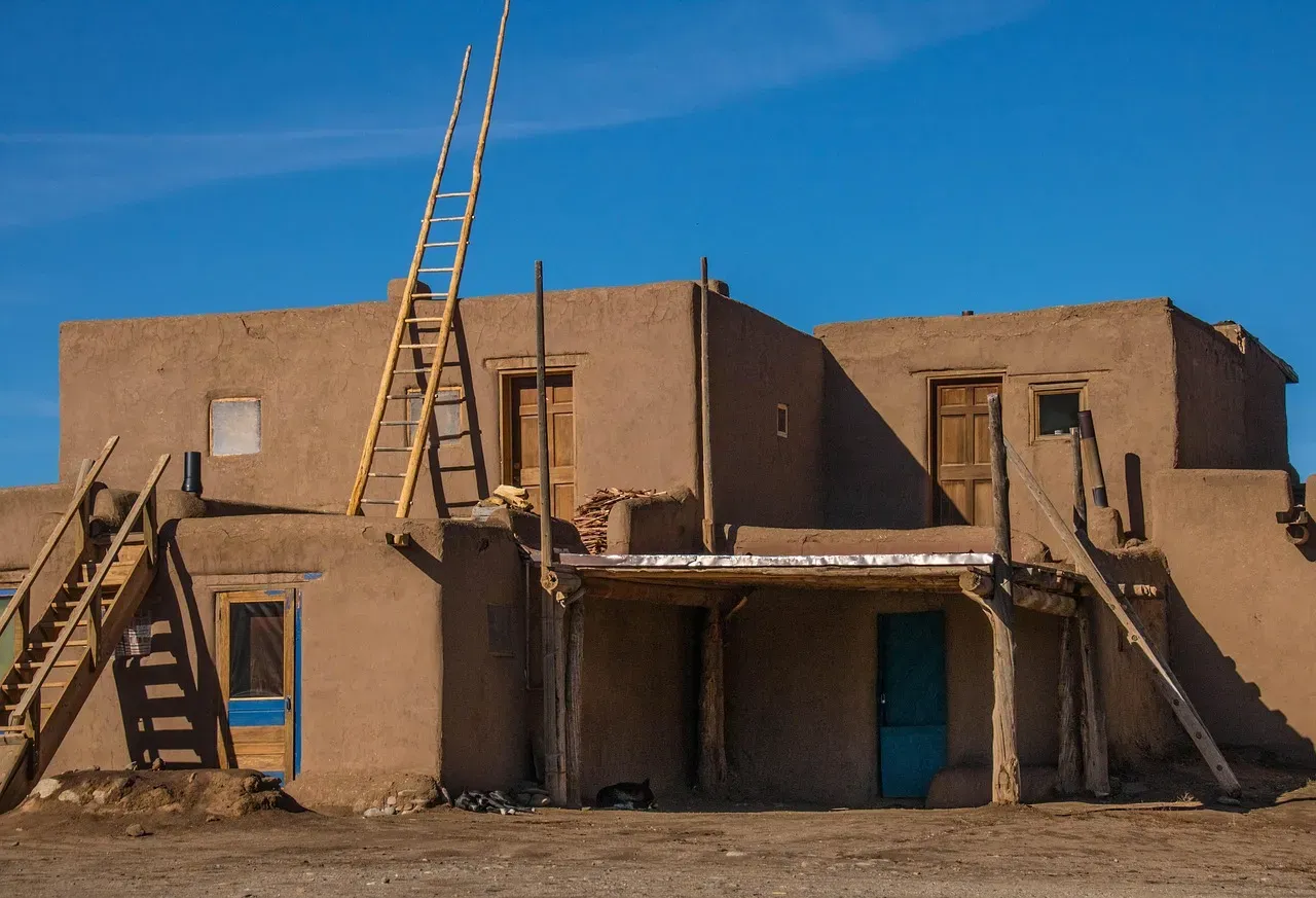 Regional and vernacular building styles (Image Credits: Pixabay)