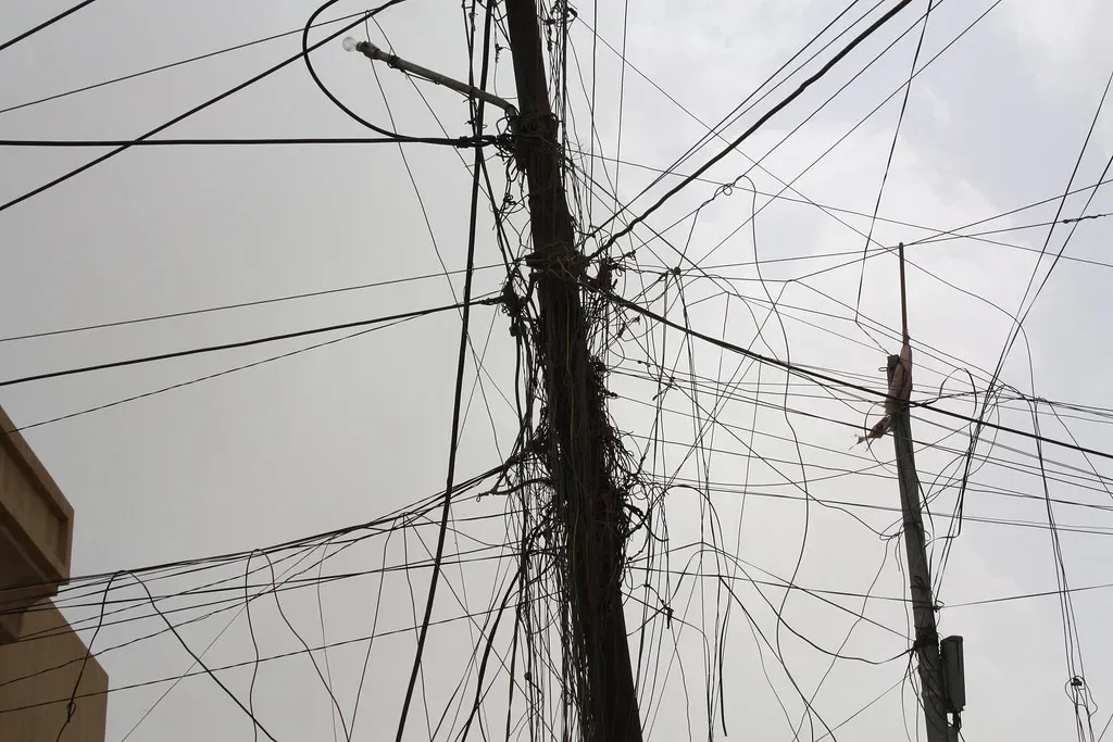 Electrical System Problems and Outdated Wiring (Image Credits: Flickr)