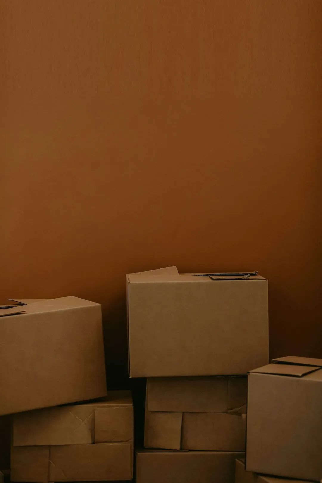 Cardboard Boxes From Ancient Deliveries (Image Credits: Unsplash)