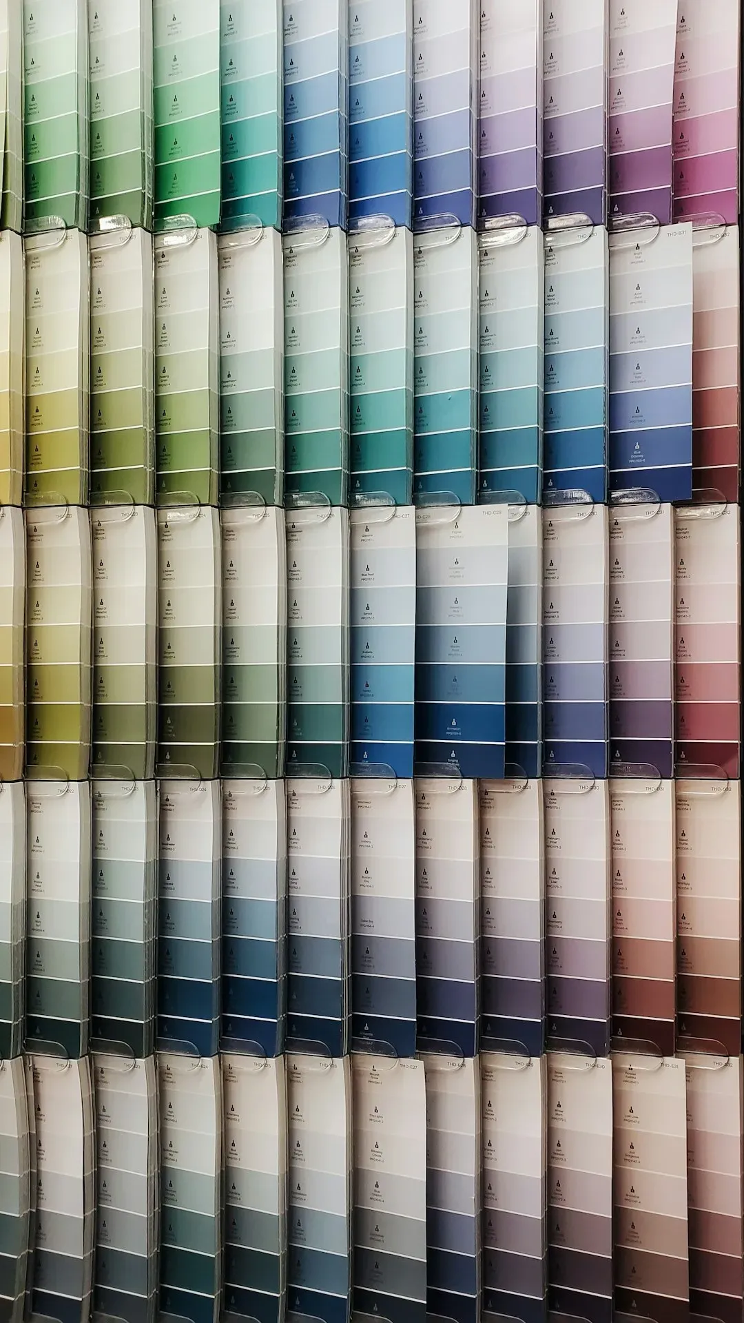 Follow the 60-30-10 Color Rule (Image Credits: Unsplash)