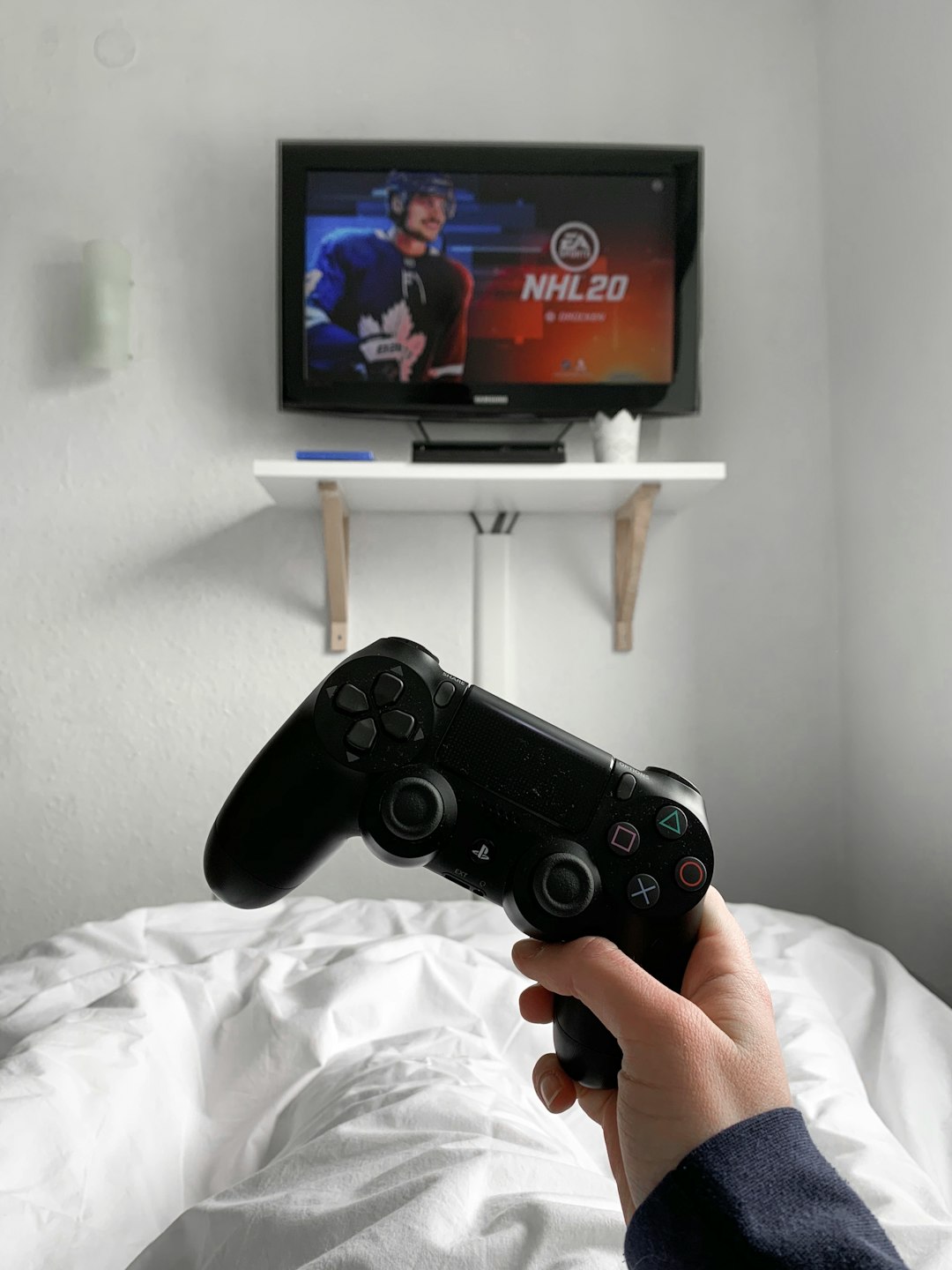 Gaming Consoles: Entertainment That Never Sleeps (image credits: unsplash)