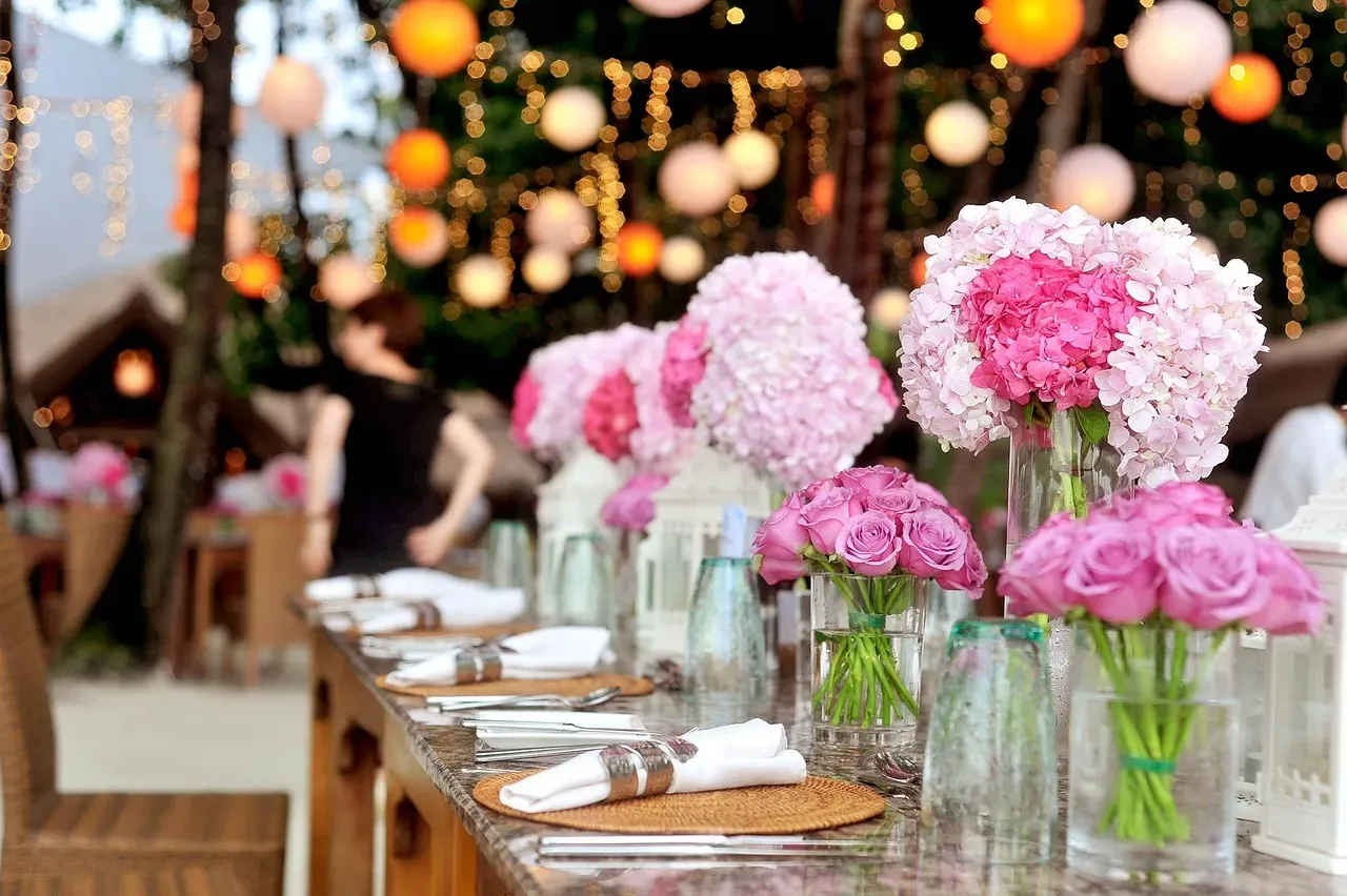 Flowers as a bridge to connection (Image Credits: Pixabay)