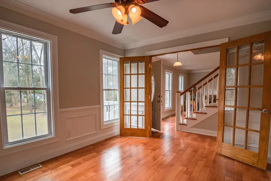 Lighting Sets the Emotional Tone (Image Credits: Pexels)