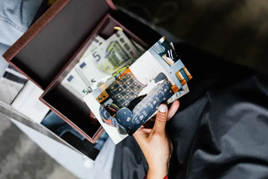 Display objects that carry a personal story (Image Credits: Pexels)