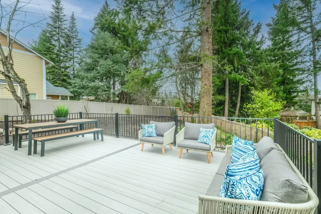 Multi-level decks for terraced seating (Image Credits: Unsplash)
