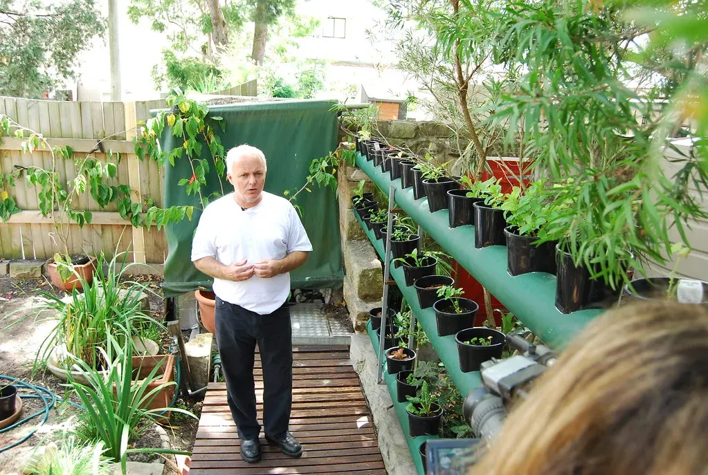 Create a vertical herb garden (nicolas.boullosa, Flickr, CC BY 2.0)