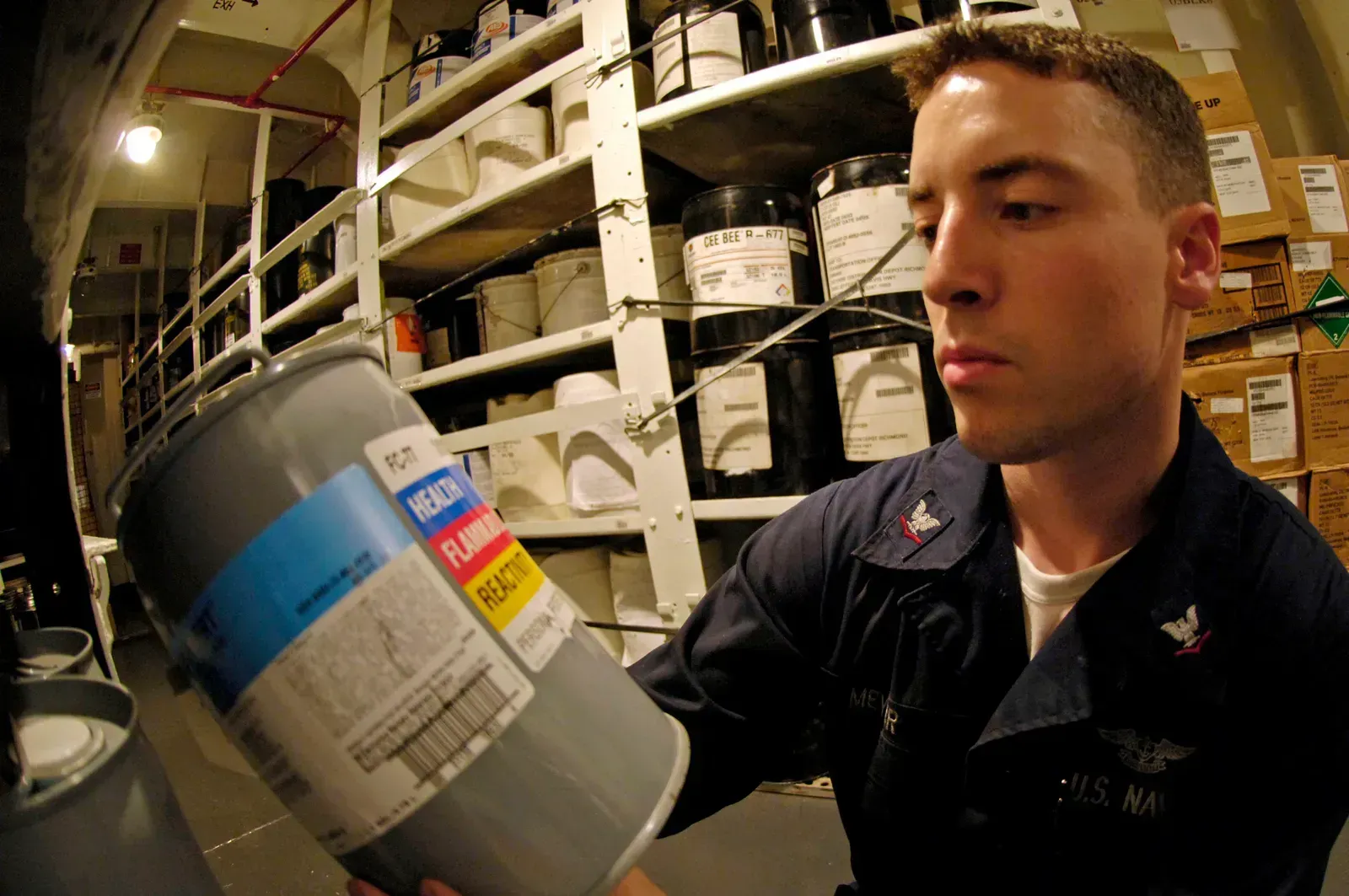 11. Hazardous Fluids and Oil Leaks (Image Credits: This image was released by the United States Navy with the ID 070913-N-7883G-016 (next).
This tag does not indicate the copyright status of the attached work. A normal copyright tag is still required. See Commons:Licensing.


العربية&nbsp;∙ বাংলা&nbsp;∙ 
Bahaso Jambi&nbsp;∙ 
Deutsch&nbsp;∙ Deutsch (Sie-Form)&nbsp;∙ English&nbsp;∙ espa&ntilde;ol&nbsp;∙ euskara&nbsp;∙ فارسی&nbsp;∙ fran&ccedil;ais&nbsp;∙ italiano&nbsp;∙ 日本語&nbsp;∙ 한국어&nbsp;∙ македонски&nbsp;∙ മലയാളം&nbsp;∙ Plattd&uuml;&uuml;tsch&nbsp;∙ Nederlands&nbsp;∙ polski&nbsp;∙ پښتو&nbsp;∙ portugu&ecirc;s&nbsp;∙ русский&nbsp;∙ sloven&scaron;čina&nbsp;∙ svenska&nbsp;∙ T&uuml;rk&ccedil;e&nbsp;∙ українська&nbsp;∙ 简体中文&nbsp;∙ 繁體中文&nbsp;∙ +/&minus;, Public domain, https://commons.wikimedia.org/w/index.php?curid=8223816)
