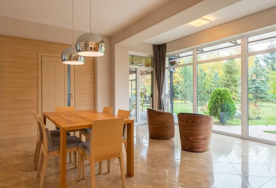 Blurring the line between indoors and outdoors (Image Credits: Pexels)