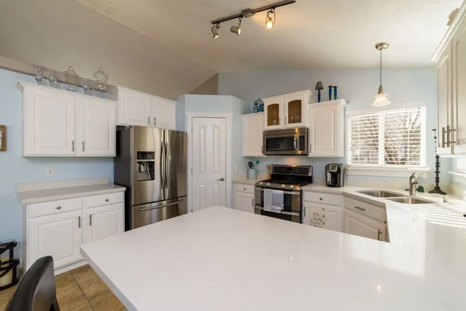 Durable materials matter more than trendy ones (Image Credits: Pexels)