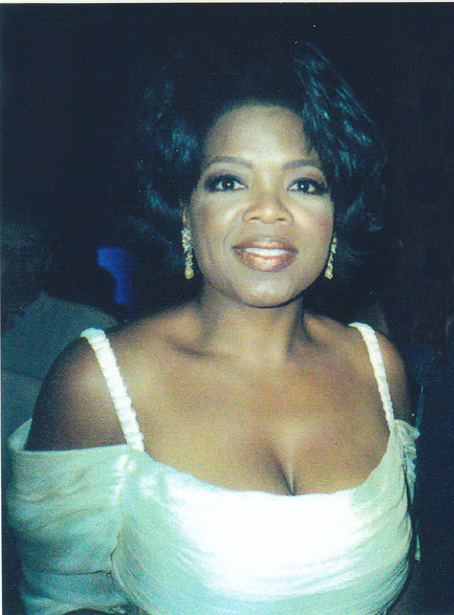 Oprah Winfrey – Rising from Kosciusko, Mississippi (image credits: Oprah WinfreyUploaded by MaybeMaybeMaybe, CC BY 2.0, https://commons.wikimedia.org/w/index.php?curid=22881552)