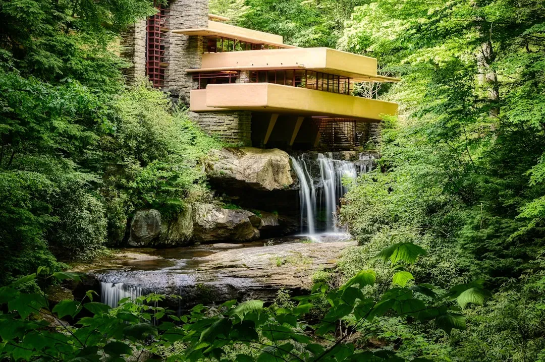 Fallingwater, Mill Run, Pennsylvania (1937): Architecture Meets Nature (Image Credits: Unsplash)