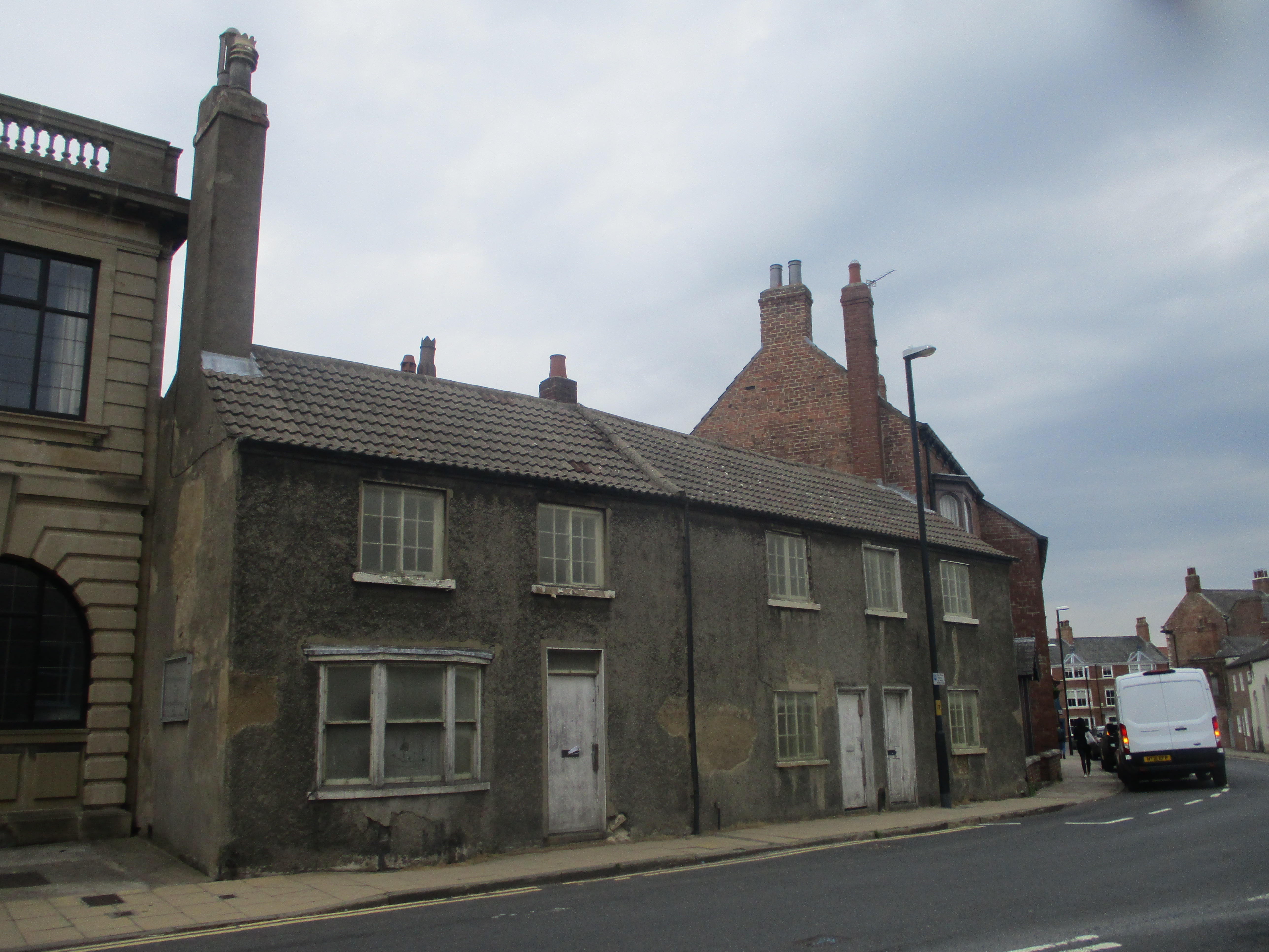 When Paradise Becomes Purgatory: The Indian Ridge Ghost Town (image credits: wikimedia)