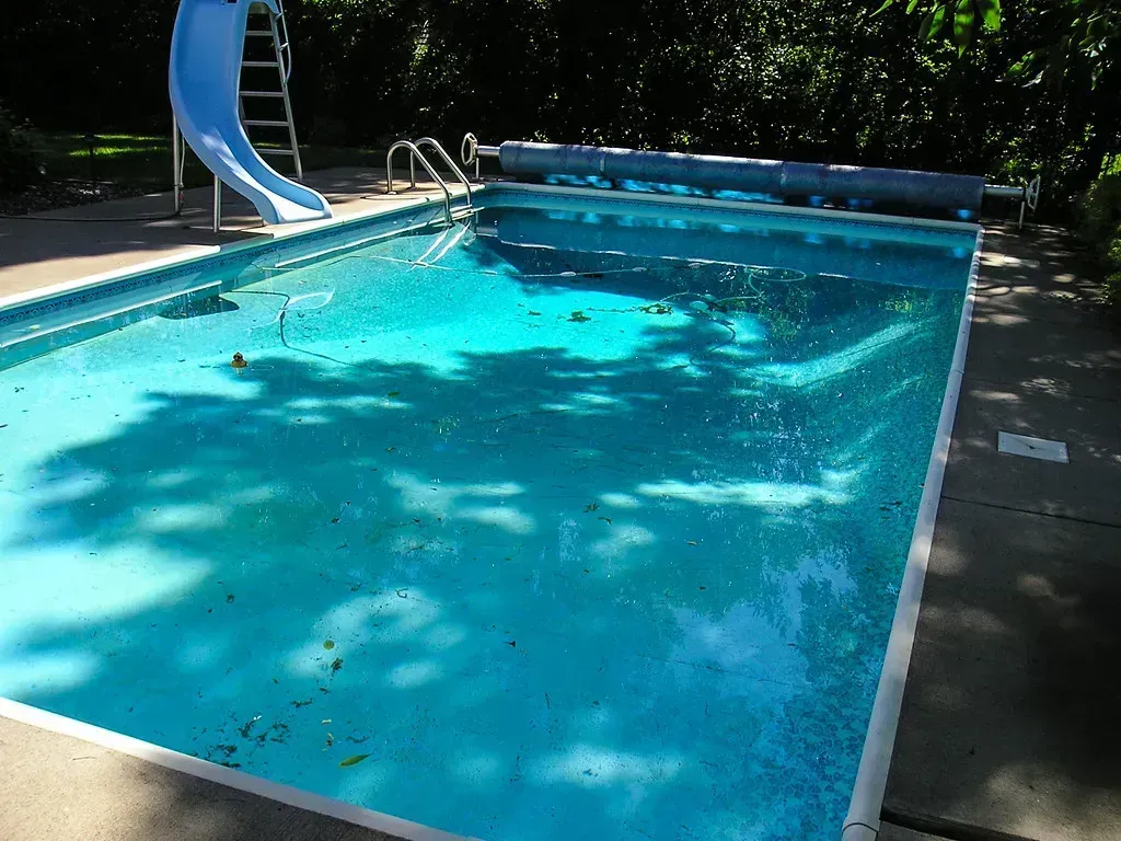 Now the 7 That Fall Flat: Swimming Pools (Image Credits: Flickr)