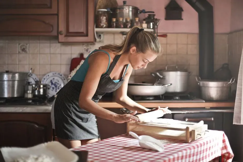 A Quiet Comeback in 2026 Kitchens (Image Credits: Pexels)