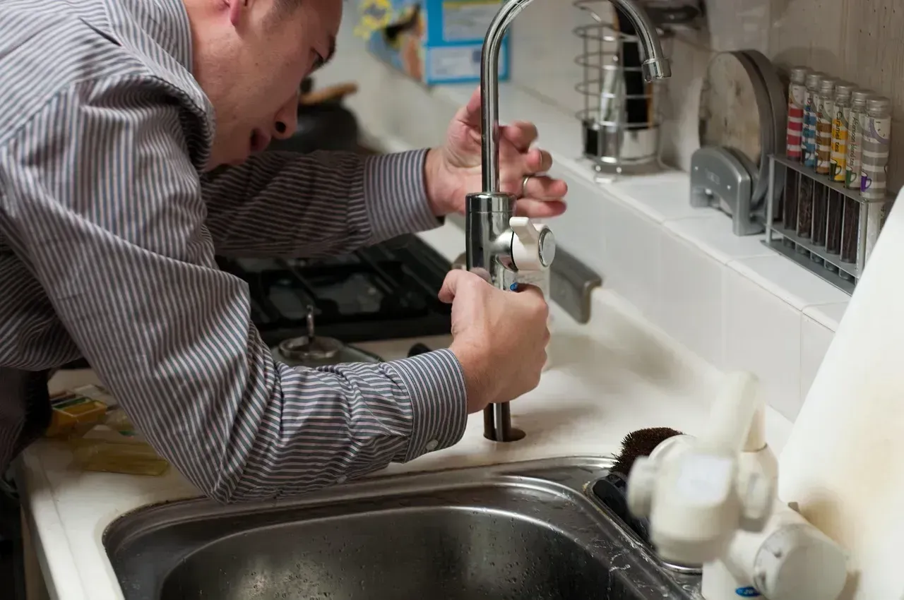 8. Neglecting Routine Plumbing Maintenance (Image Credits: Pixabay)