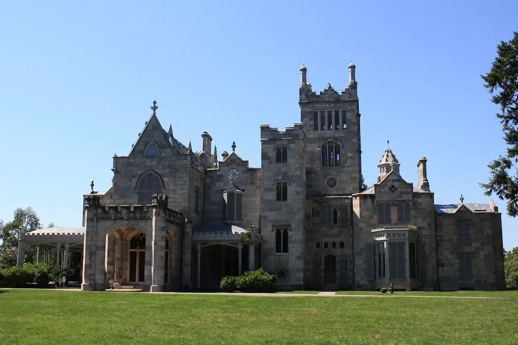 Lyndhurst, Tarrytown, New York (1842): Gothic Romance on the Hudson (csouza_79, Flickr, CC BY 2.0)