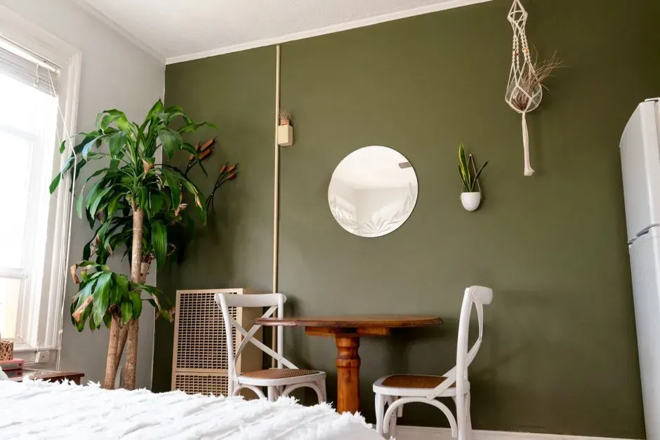 Soft sage and muted greens (Image Credits: Pexels)