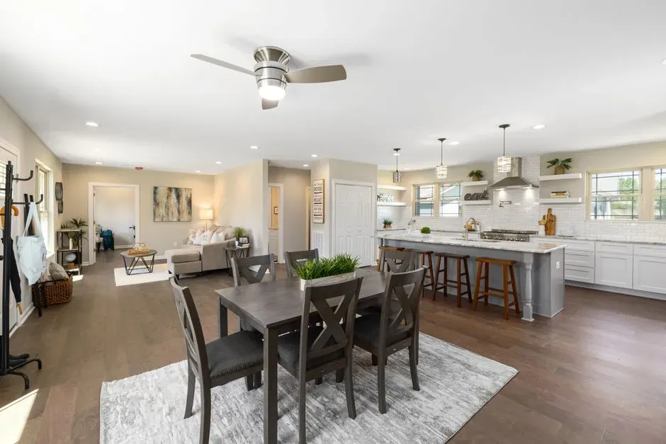 Minimalist Open-Concept Homes (Image Credits: Pexels)