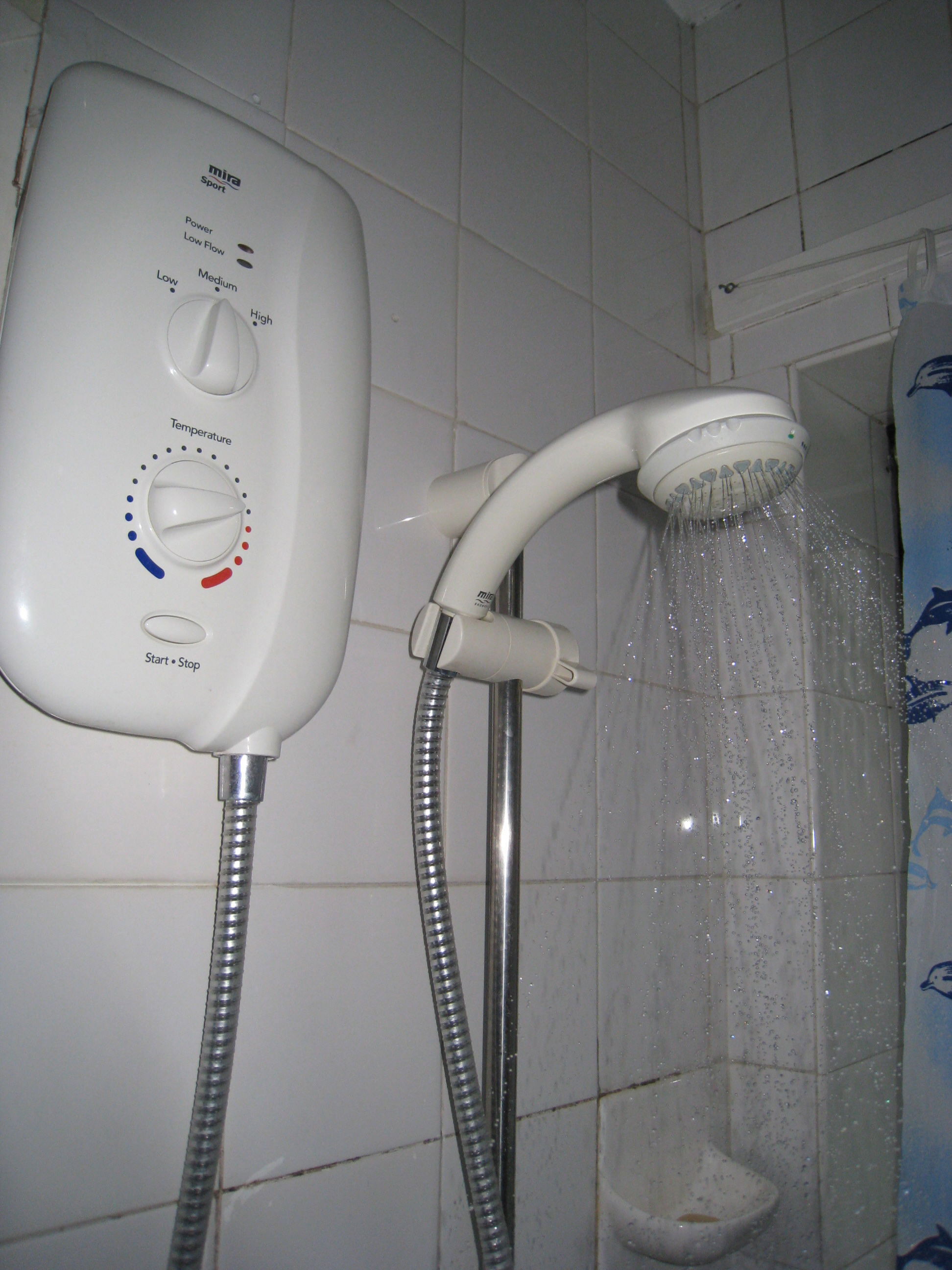 Electric Showers: The Ultimate Power Drainers (image credits: wikimedia)