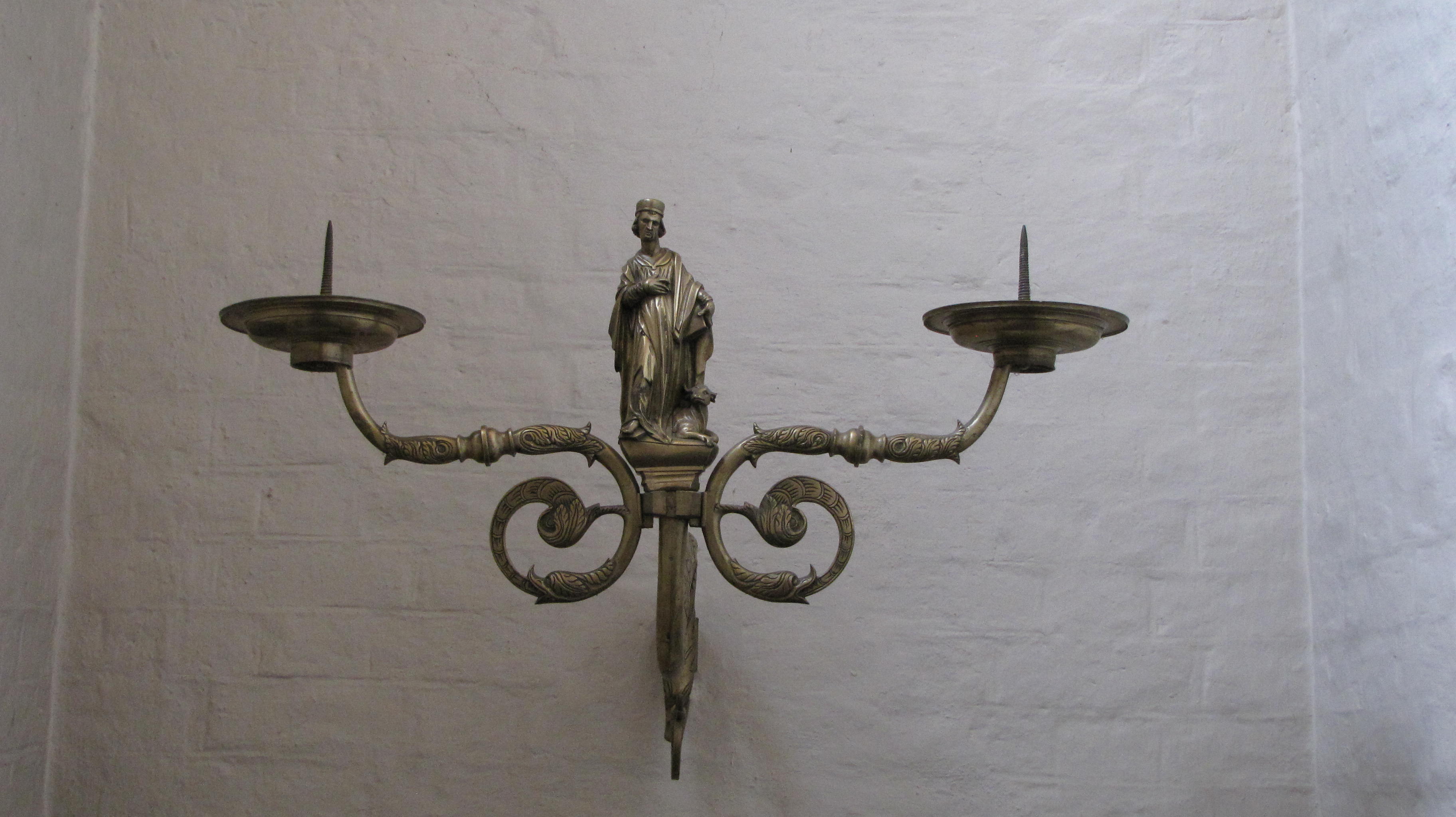 Heavy Use of Brass (image credits: wikimedia)