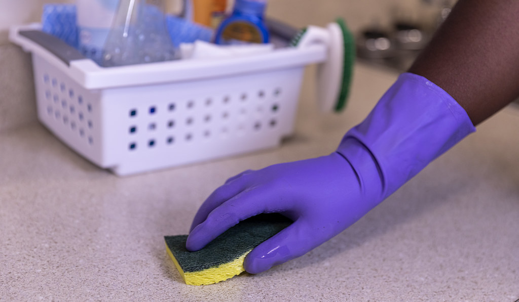 Insufficient Disinfection of Kitchen Sponges (image credits: flickr)