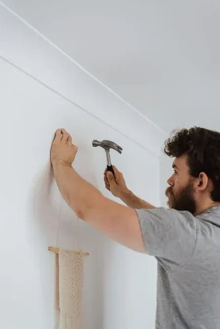 Why So Many Homeowners Delay Anyway (Image Credits: Pexels)