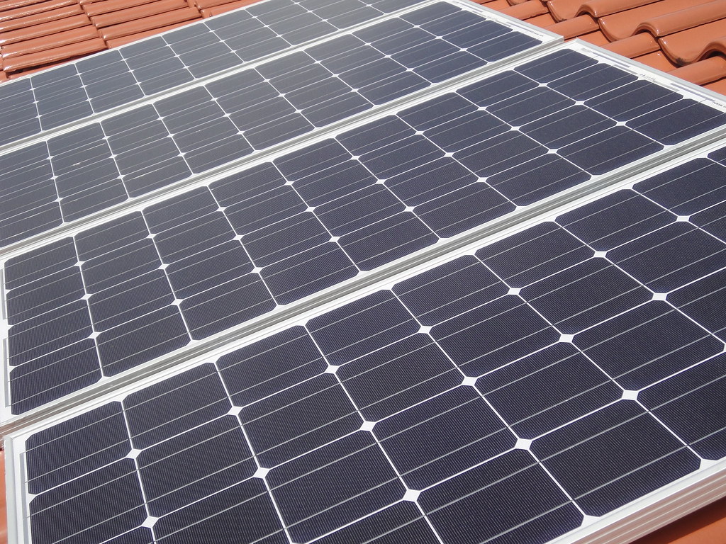 Solar Panel Systems With Poor Grid Integration (Image Credits: Flickr)