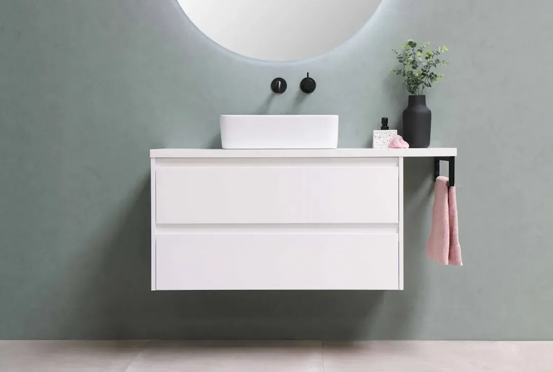 Floating vanities with smarter storage (Image Credits: Unsplash)