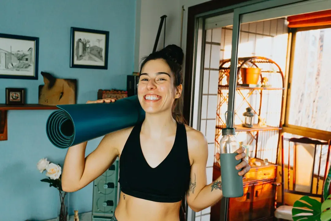 The Power of the "Exercise Snack": Small Moves, Real Results (Image Credits: Unsplash)