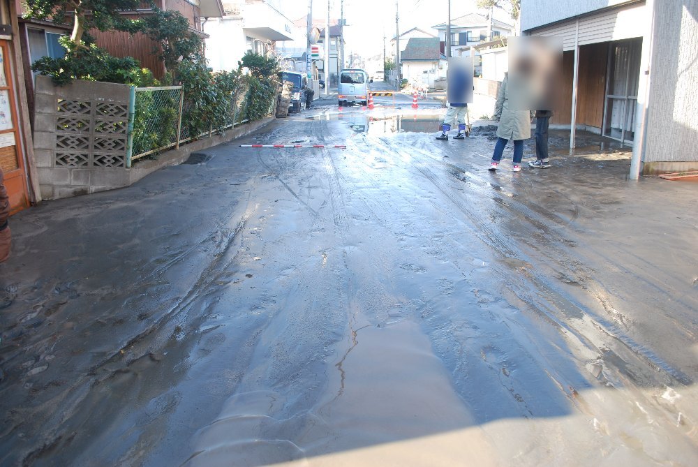 The Liquefaction Threat: When Solid Ground Turns to Sludge (image credits: wikimedia)