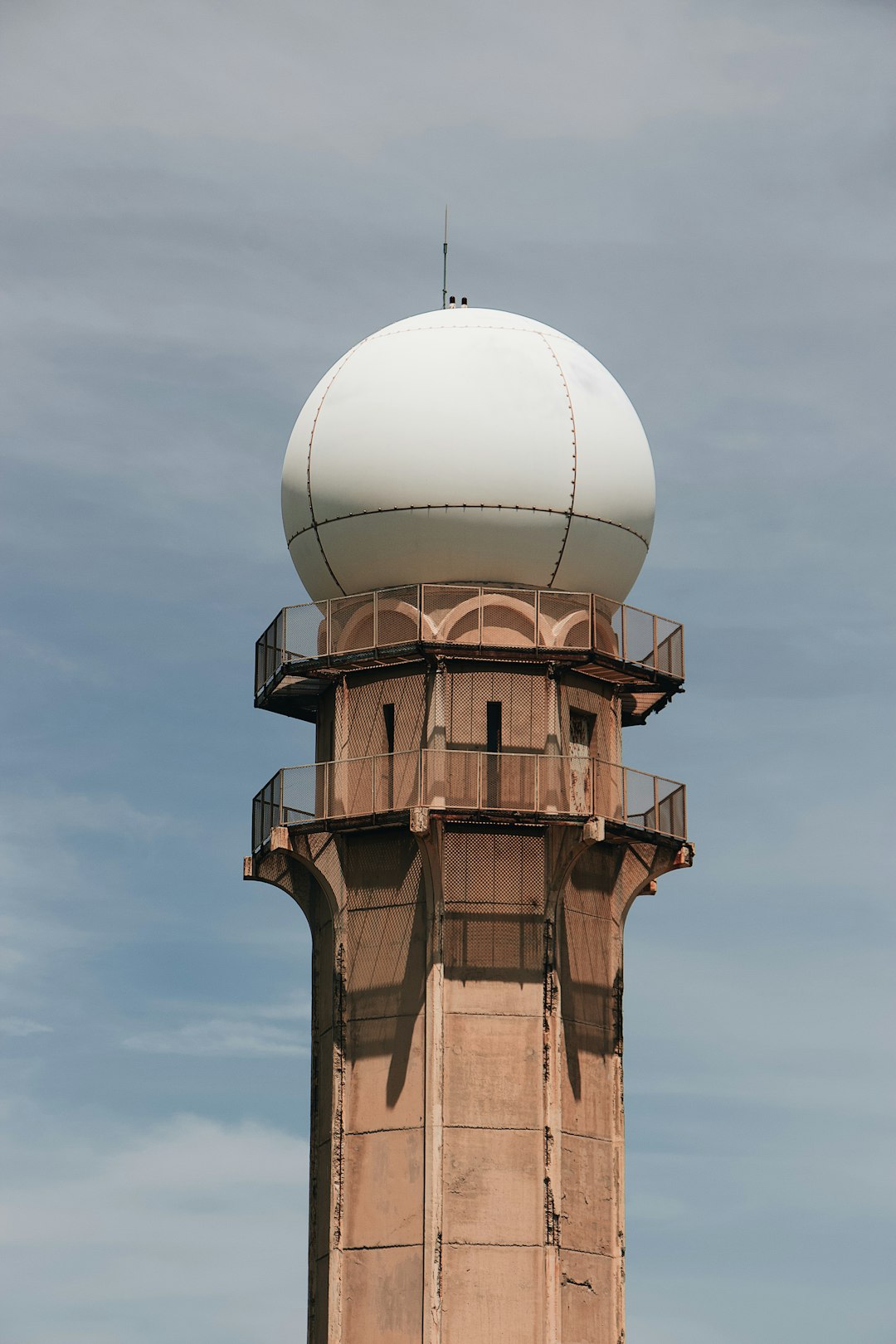 Revolutionary Phased Array Technology Changes the Game (image credits: unsplash)