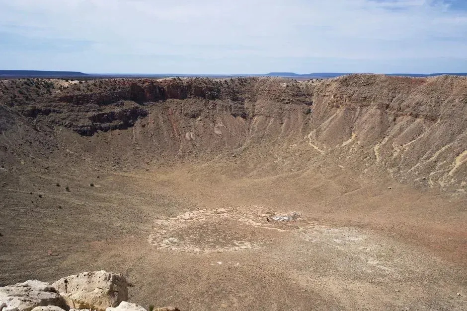 Remote deserts: nature's meteorite storage lockers (Image Credits: Pexels)