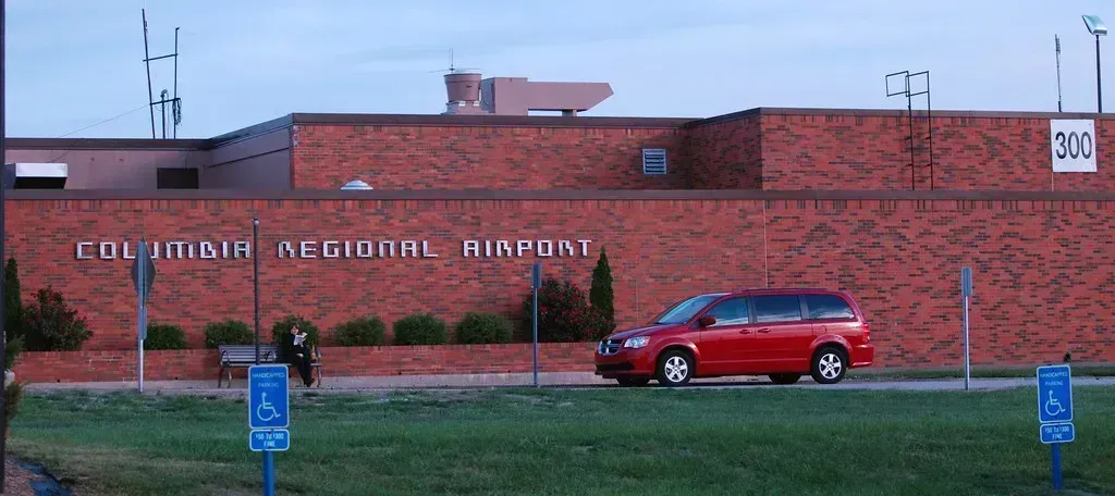 2. Columbia Regional Airport, Columbia, Missouri (KOMUnews, Flickr, CC BY 2.0)