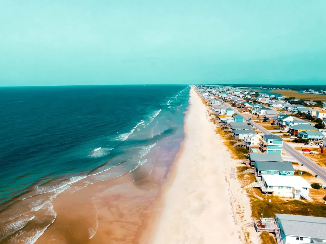 1. Rodanthe and Buxton, North Carolina (Image Credits: Unsplash)