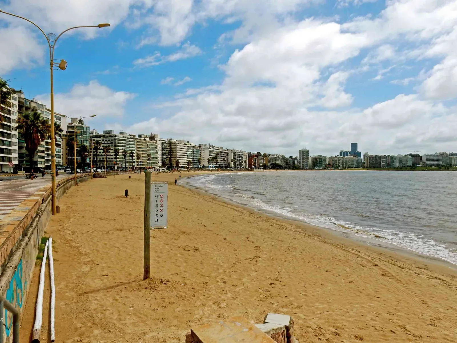 5. Uruguay (Rambla | Montevideo | Uruguay, CC BY-SA 2.0)