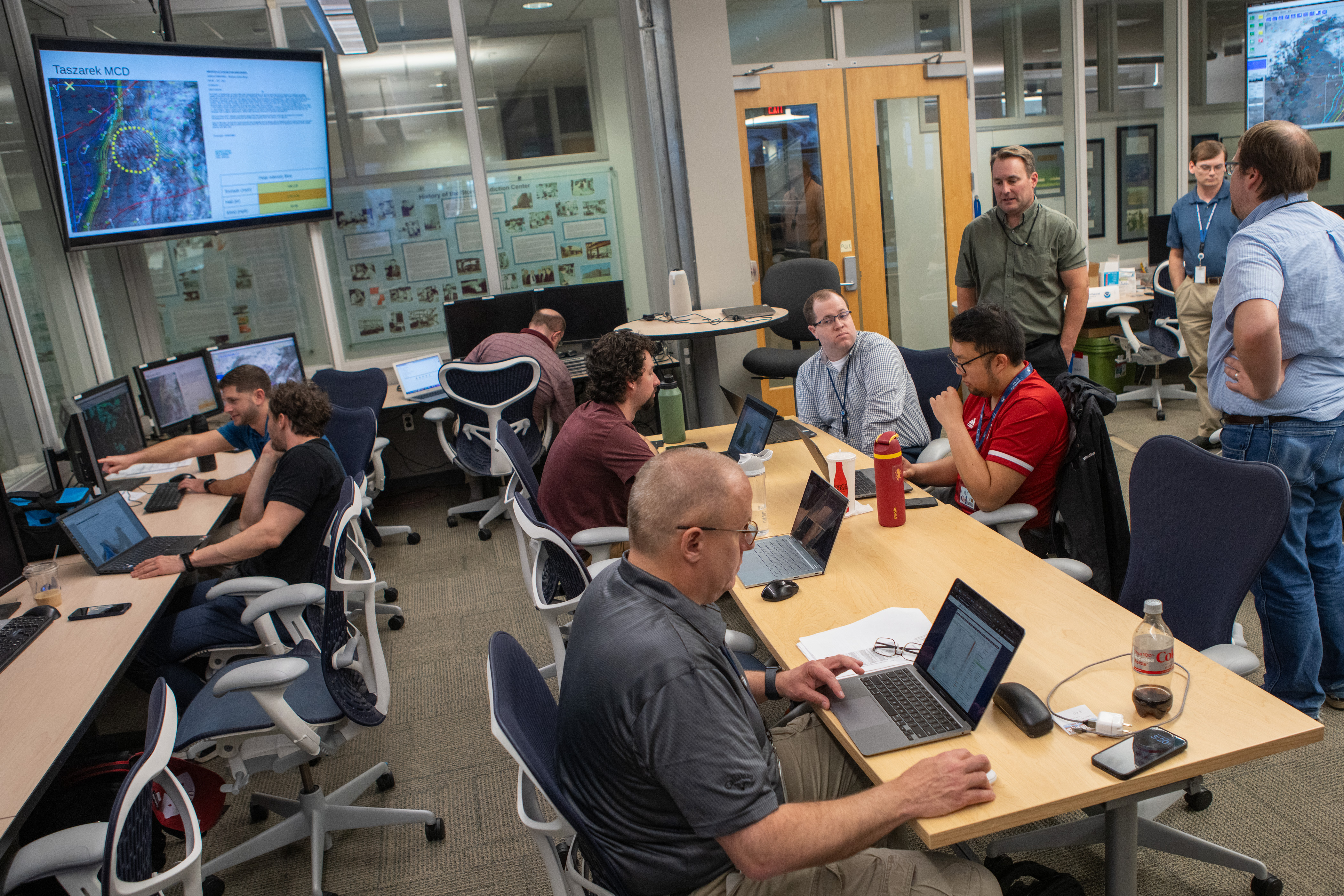 Sophisticated Computer Models Process Massive Datasets (image credits: By NOAA NSSL, CC BY 2.0, https://commons.wikimedia.org/w/index.php?curid=163210257)