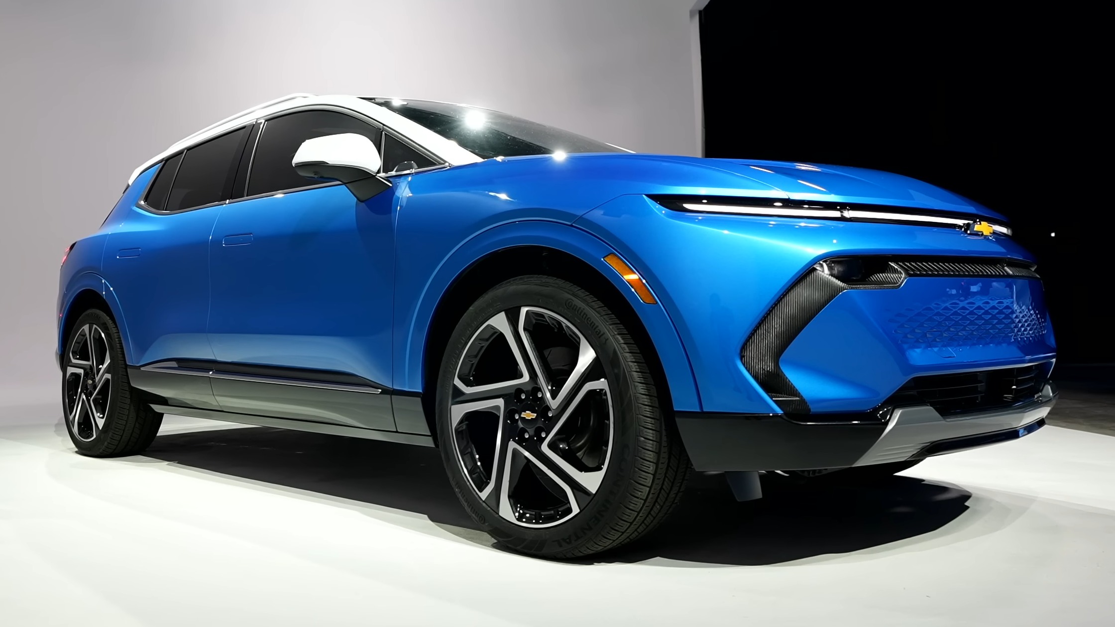 Equinox EV: Affordable Range (image credits: wikimedia)