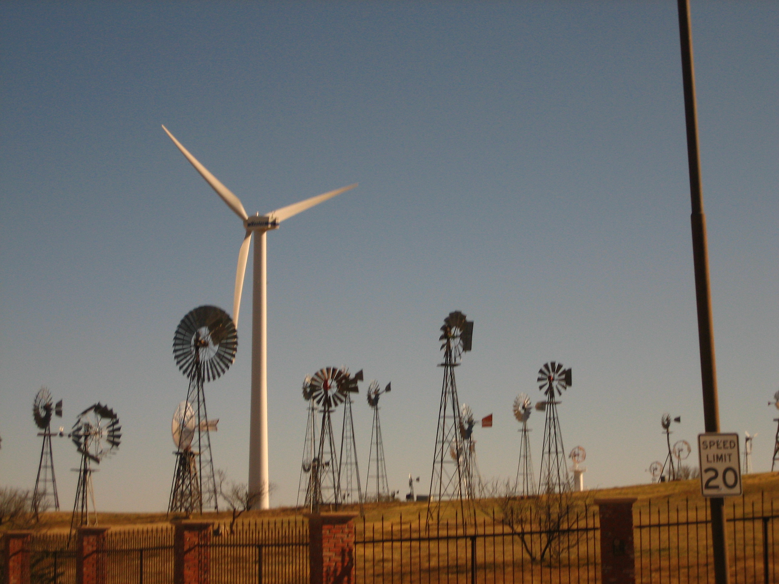 Lubbock, Texas - The Cotton Capital's Constant Breeze (image credits: wikimedia)