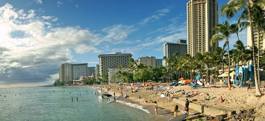 Honolulu, Hawaii (Image Credits: Flickr)
