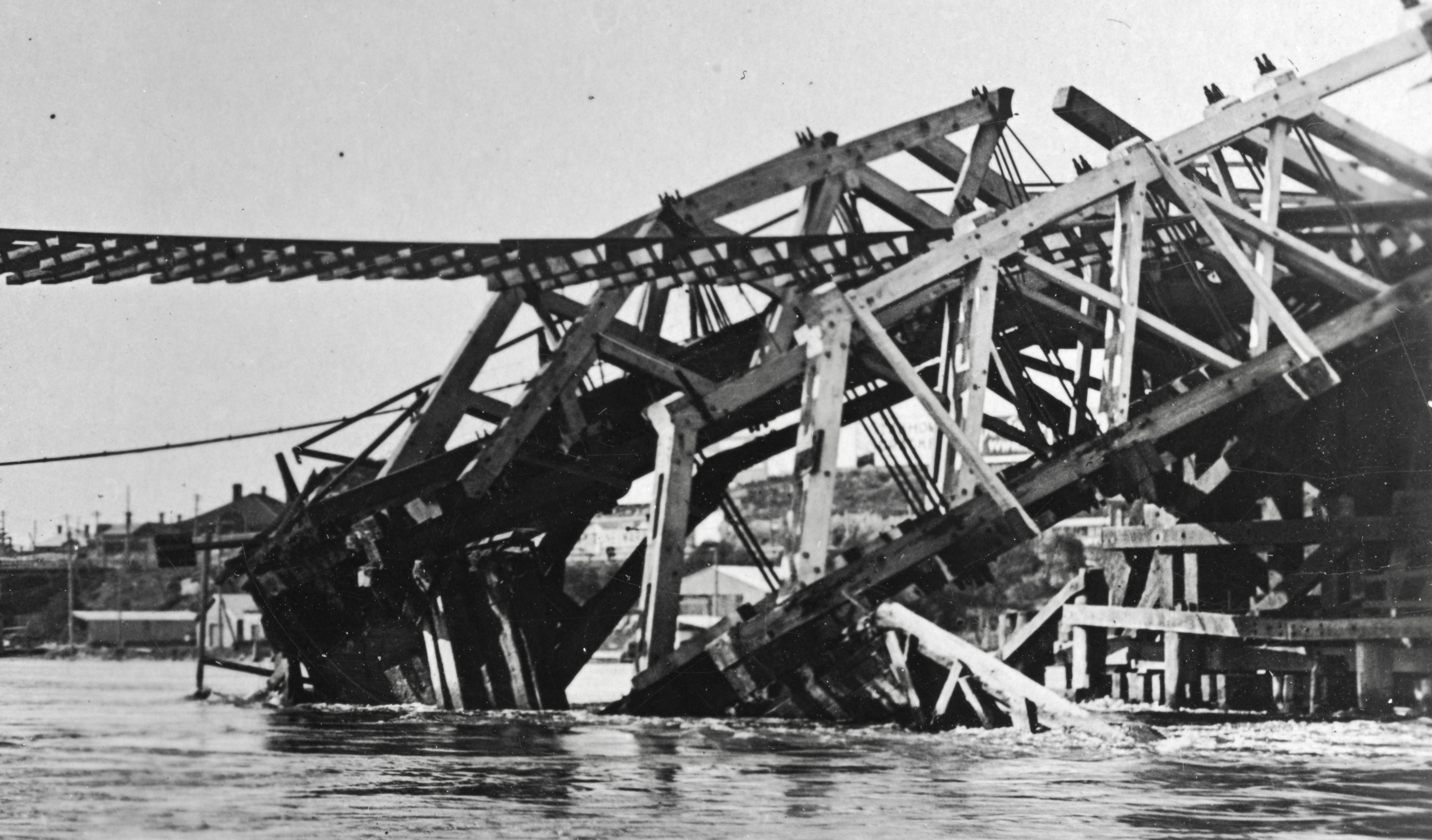 Infrastructure: Old Bones, New Risks (image credits: wikimedia)