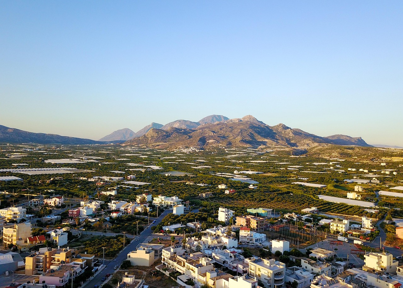 Geographic Features Modify Urban Weather Effects (image credits: pixabay)